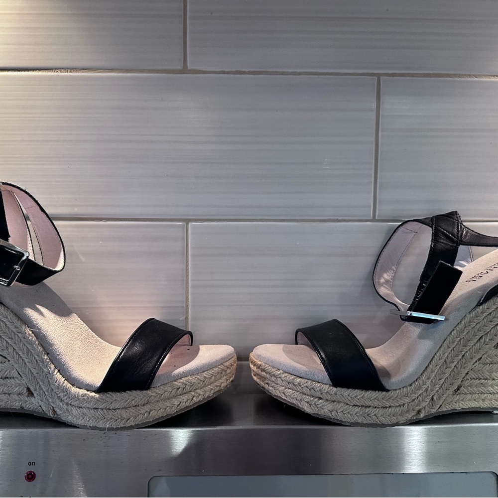 Michael Kors Jill Woven Rope Jute Wedge Black Leather Sandal Platform Size 9 - Picture 2 of 16